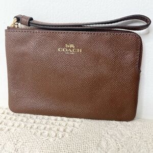 Coach Corner Zip Wristlet F58032 Crossgrain Leather Saddle 2 Light Gold